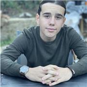 Bonjours Ugo titulaire d’un bac pro vente je propose mais service pour accompagner les enfants et les aider dans l’école